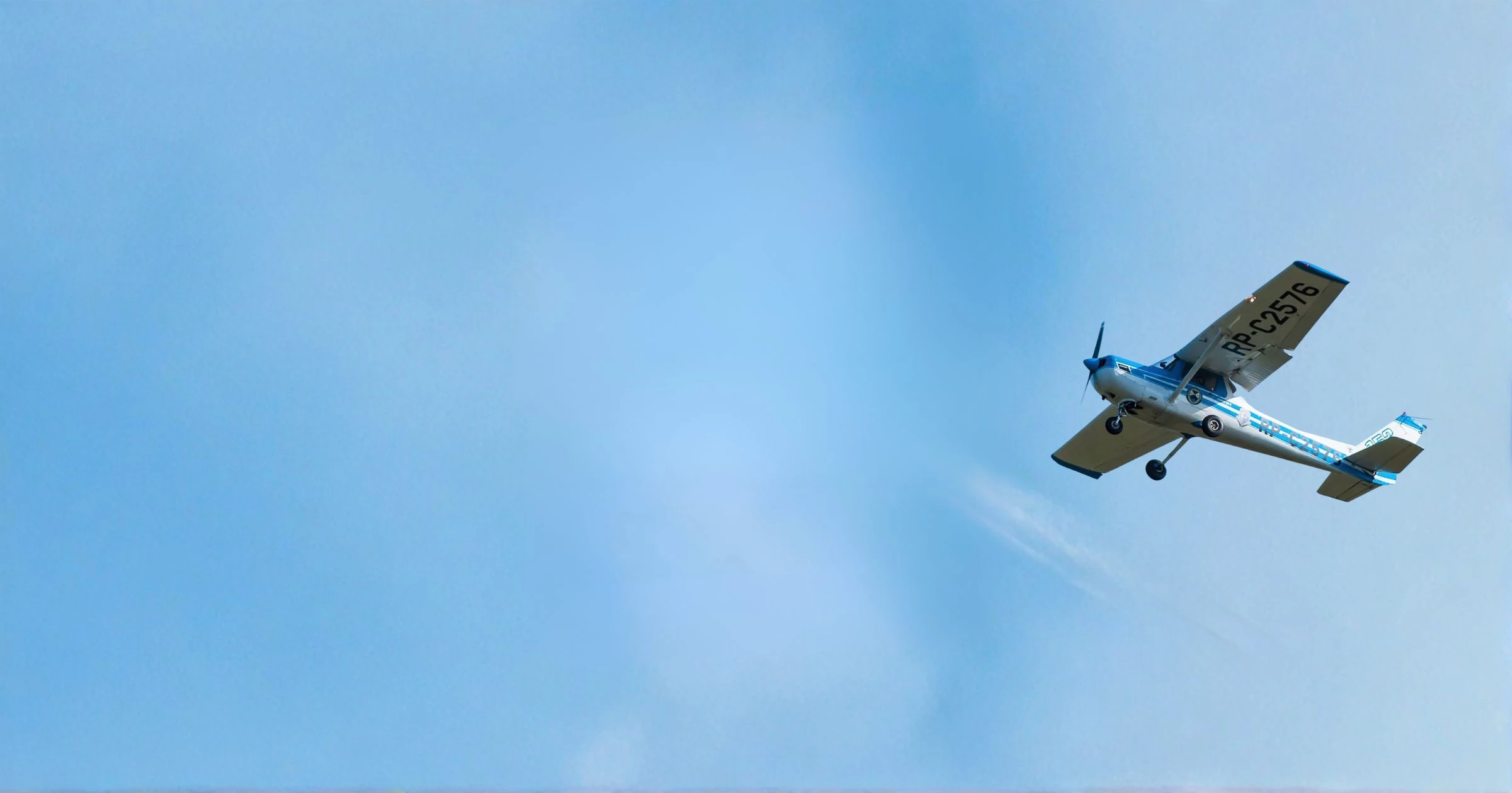 SAC Flying School Ad